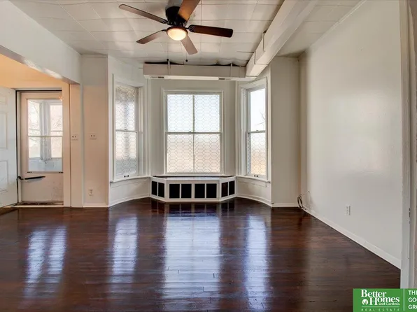 2212 N 28th Ave, Omaha, NE 68111