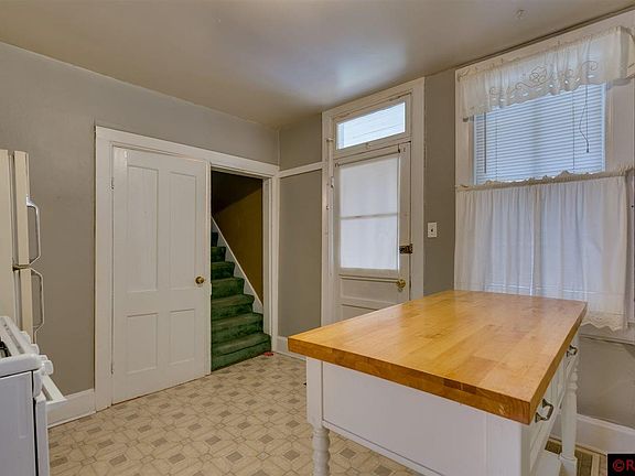 3rd image of 713 4th St N
