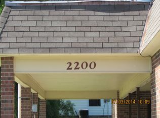2200 SW Mitchell St APT C, Oak Grove, MO 64075