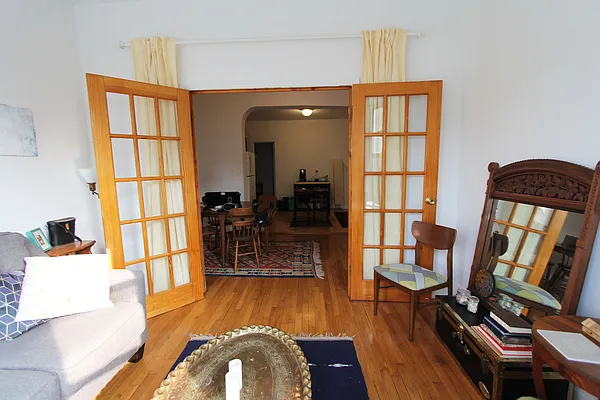 Rented by Bohemia Realty Group | media 2