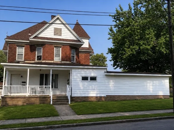 2523 Wayne St, Erie, PA 16503