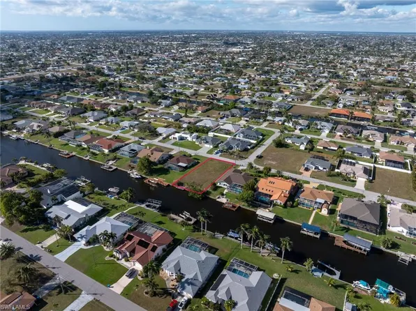 248 SE 31st TER, CAPE CORAL, FL 33904