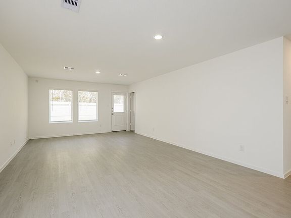 5th image of 13495 Bay Springs Dr