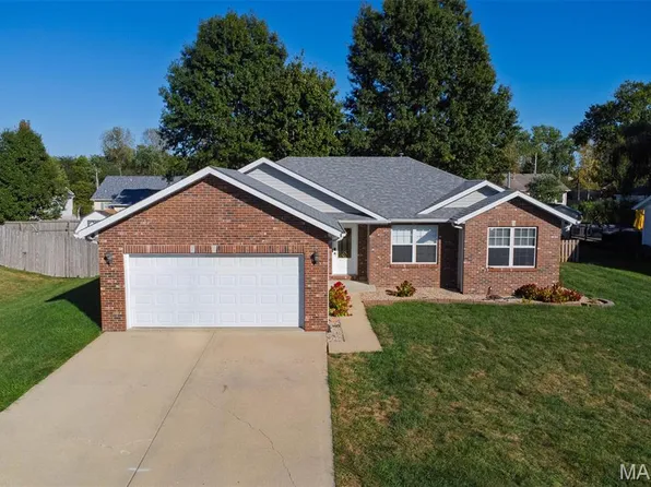 185 Jessica Dr, Saint Jacob, IL 62281