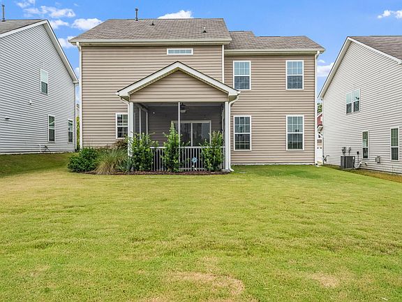 5th image of 167 Creekhaven Dr