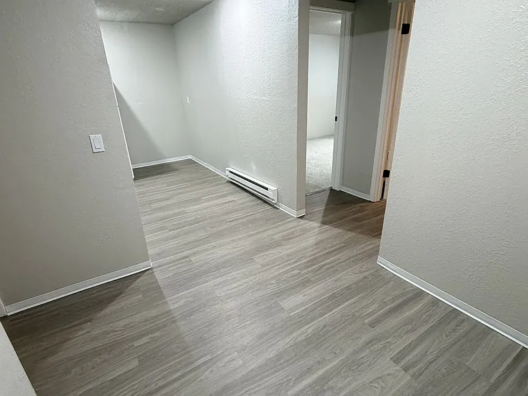 Badger & Blue Lake Apartments — Photo 66