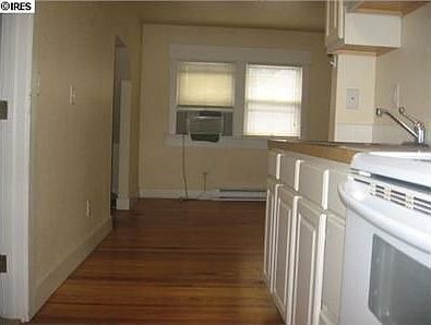3rd image of 1417 10th Ave
