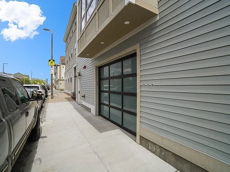 217-219 D St #2 — Photo 20