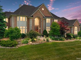 50985 Sunday Dr, Northville, MI 48167