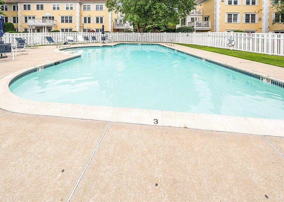 1st image of 1 Riverview Blvd APT 8-212