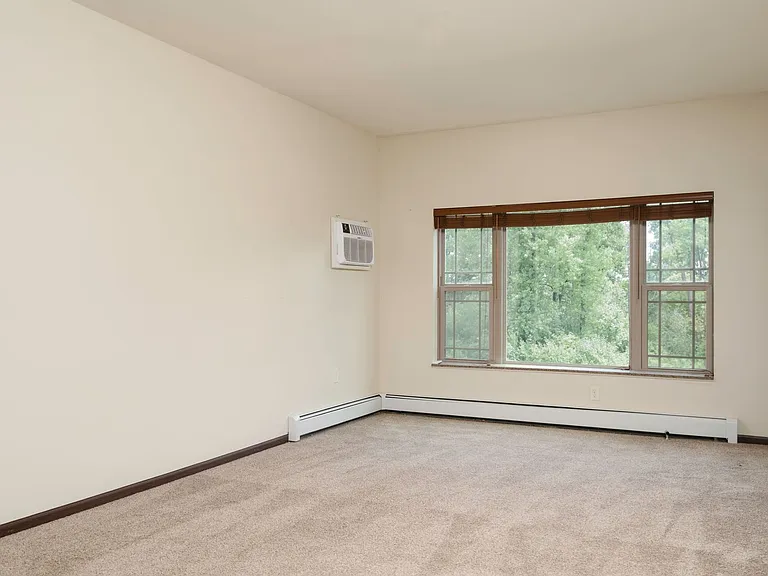 Arden Flats — Photo 33