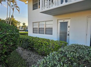 97 Berkshire E #97, West Palm Beach, FL 33417