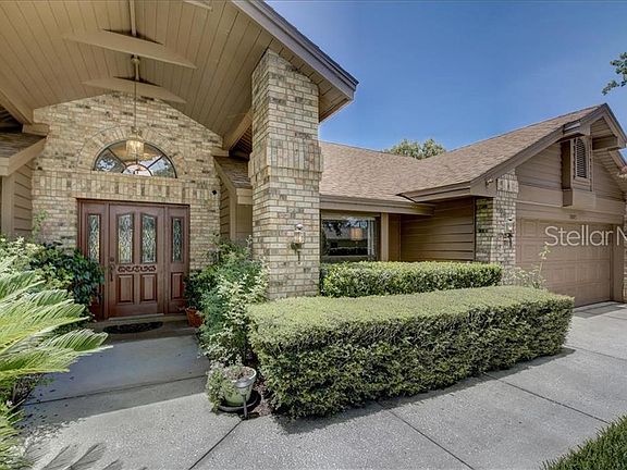 3rd image of 1005 Wyndham Way