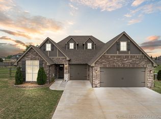 9005 N 64th East Ave, Owasso, OK 74055