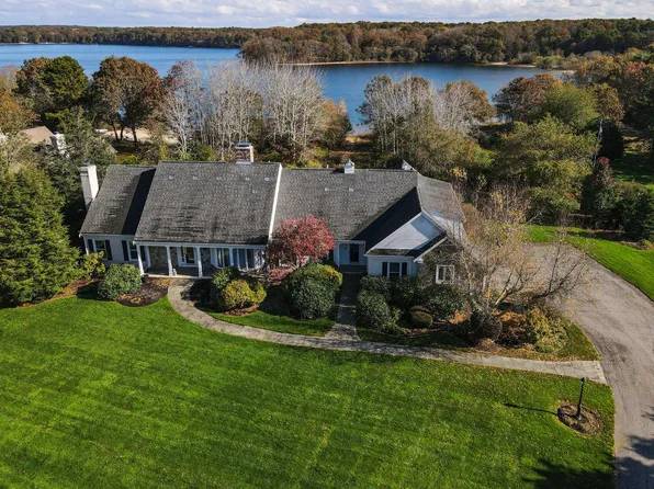 192 Mistic Drive, Marstons Mills, MA 02648