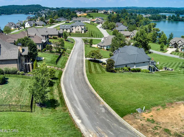 573 Champions Way, Lenoir City, TN 37772