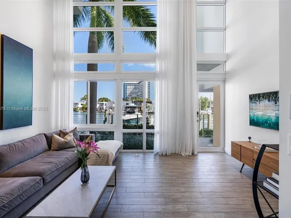 77 N Shore Dr, Miami Beach, FL 33141