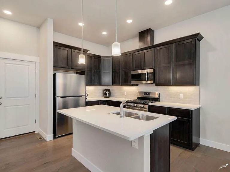 Kitchen with island