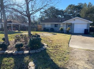 1211 W Snyder St, Alvin, TX 77511