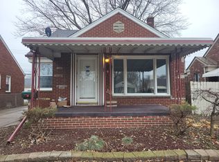 7734 Rosedale Blvd, Allen Park, MI 48101