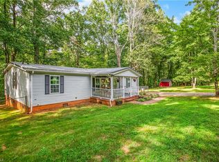 1090 Tree Haven Ln, Madison, NC 27025