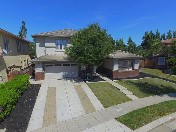 2nd image of 848 Farrington St