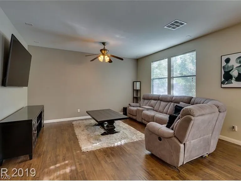 10725 Pearl River Ave — Photo 5