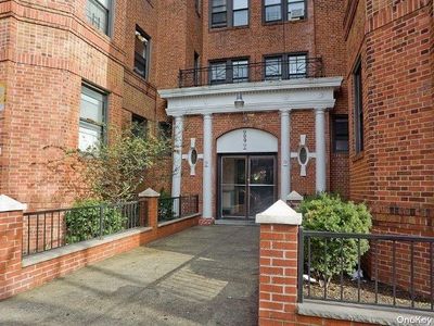 909 E 29th Street #3E, Brooklyn, NY, 11210