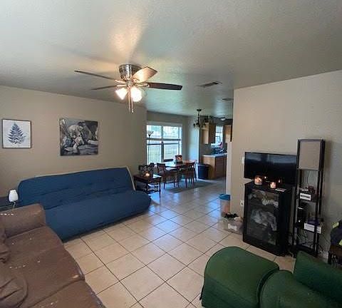 2nd image of 110 Vista Way