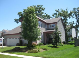 1885 W Broadsmore Ln, Round Lake, IL 60073