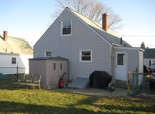 4 Winslow Ave, Somerset, MA 02726