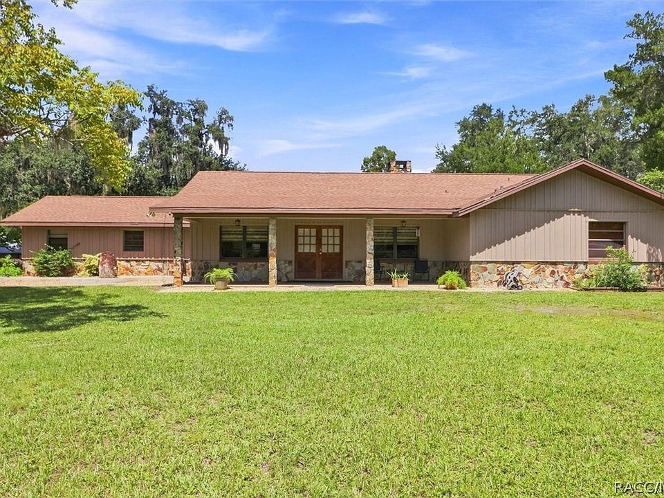 1st image of 10265 W Springtree Ln