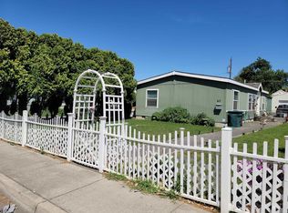 417 8th St, Clarkston, WA 99403