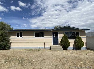 111 S 9th St, Sinclair, WY 82334