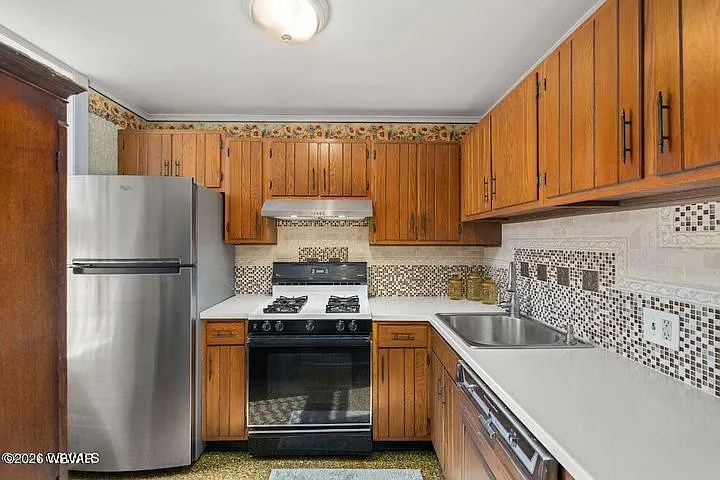 610 S Market St #1 — Photo 3