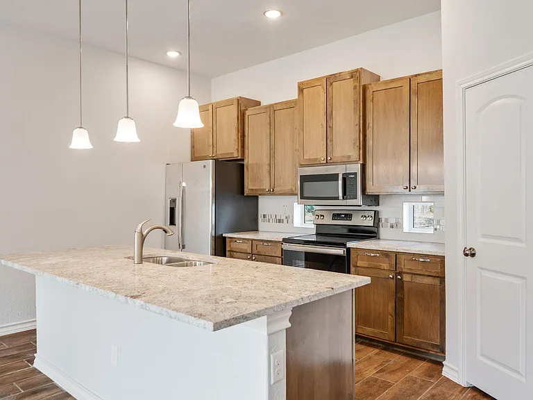 139 San Salvador Ave #3 — Photo 4