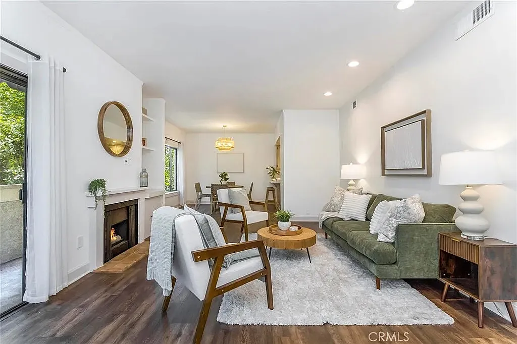 2 bed, 1306 sqft, $3,595 — Photo 1