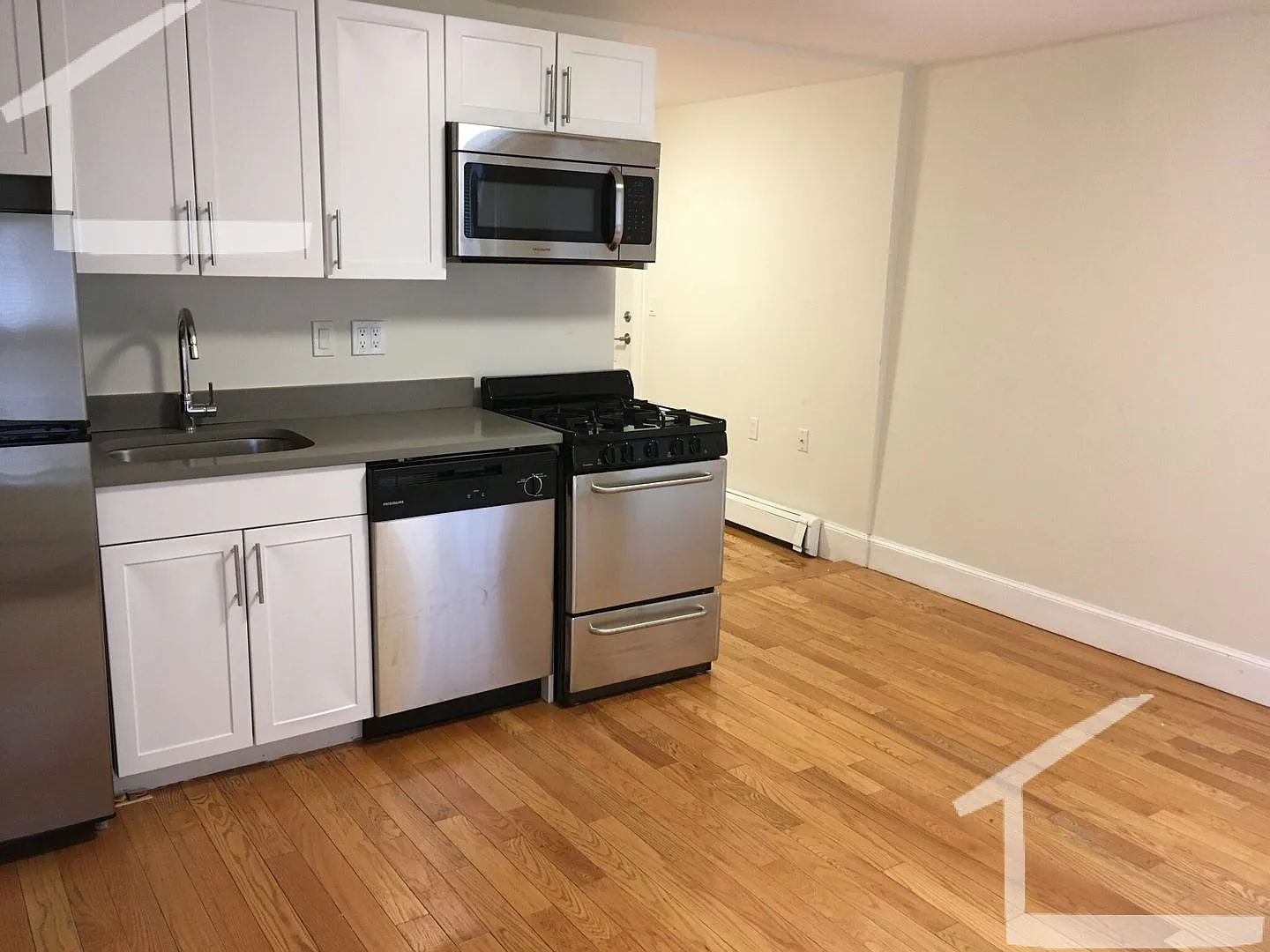 Garden level unit in the South End!! — Photo 4
