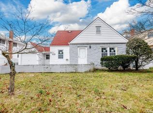 165 Boden Ave, Valley Stream, NY 11580