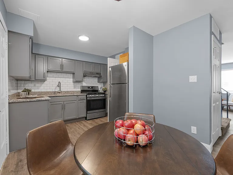 Townhomes at Bexley Creek — Photo 17