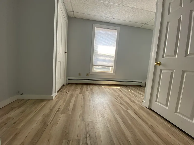 12 Main St #1 — Photo 15