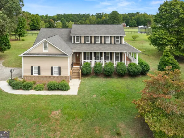 25 Meadow Lake Ln, Social Circle, GA 30025