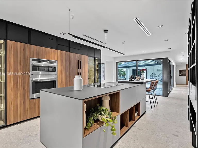2500 Bayview Dr — Photo 18