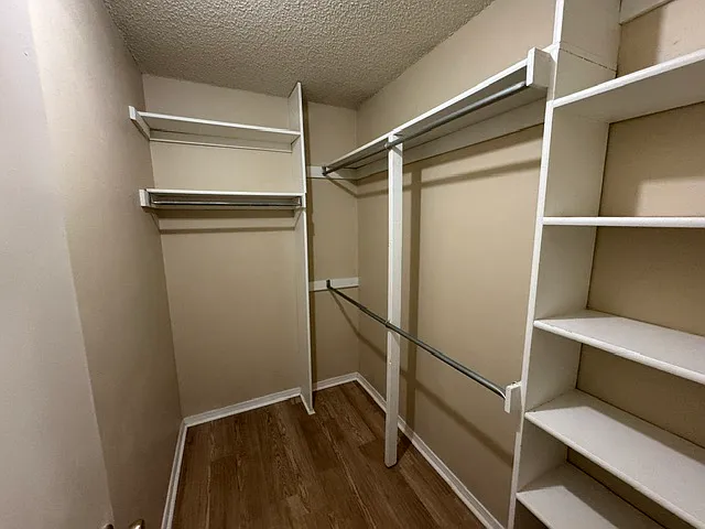 1807 Mesquite Cir — Photo 10