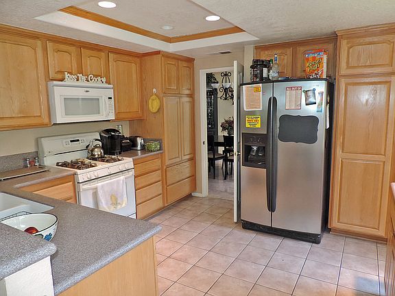 4th image of 2851 N Tall Oak Dr