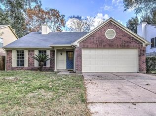 13834 Hallfield Dr, Houston, TX 77014