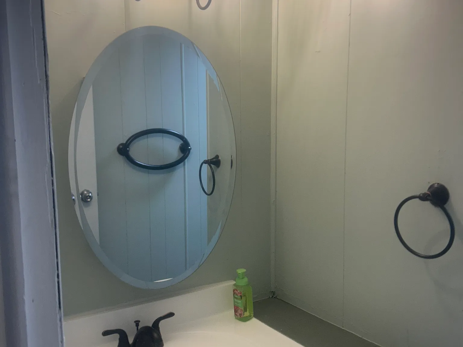 3 bed, 1.5 bath, $1,250 — Photo 3