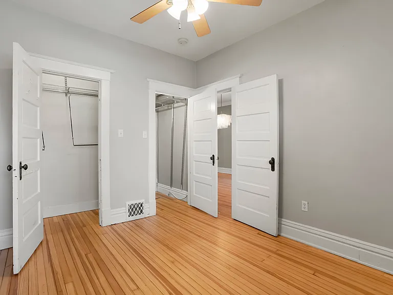 584 N Lafayette St — Photo 9
