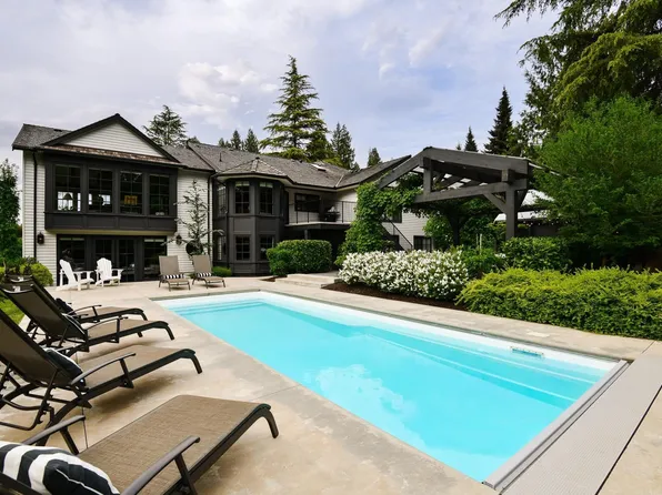 32500 Verdon Way, Abbotsford, BC V2T 7Y3