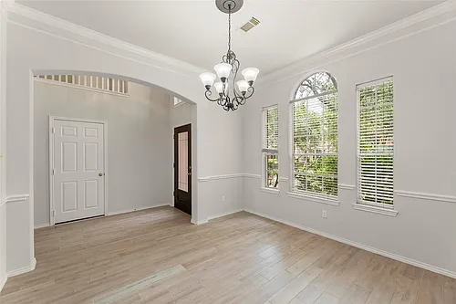 20211 Black Canyon Dr Photo 1